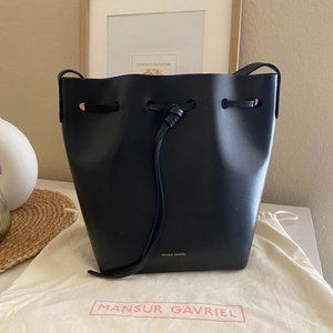 Preowned Small Mansur Gavriel Black/Royal Bucket Crossbody Bag
